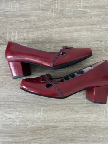 Sapato vermelho 36
