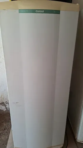 Geladeira 300 litros