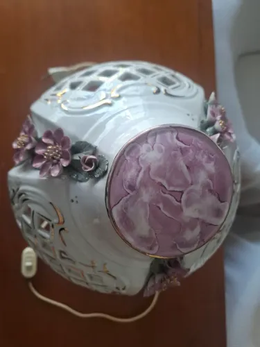 Antiquario Relíquia de Decoração.  Abajour Made In Romenia feito a mão 
