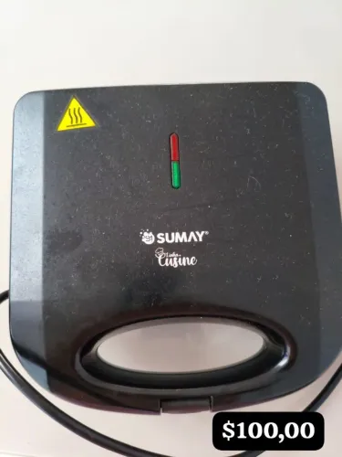 Vendo sanduicheira elétrica