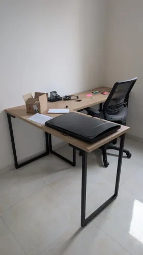 Kit 2 escrivaninhas e cadeira de escritório