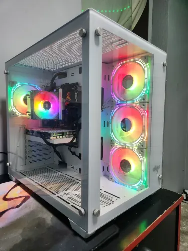 PC gamer I7 7700 | 16 gb ram | rx580 8 gb | Dou garantia !! Tem conversa