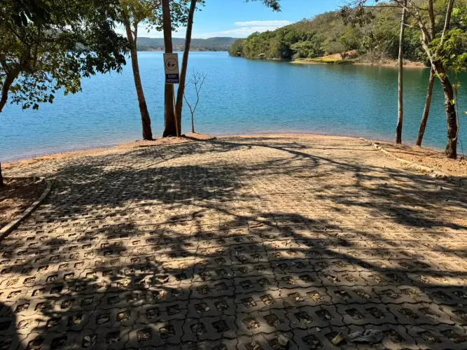 ( Terreno para construir casa de campo Corumbá 4 ;