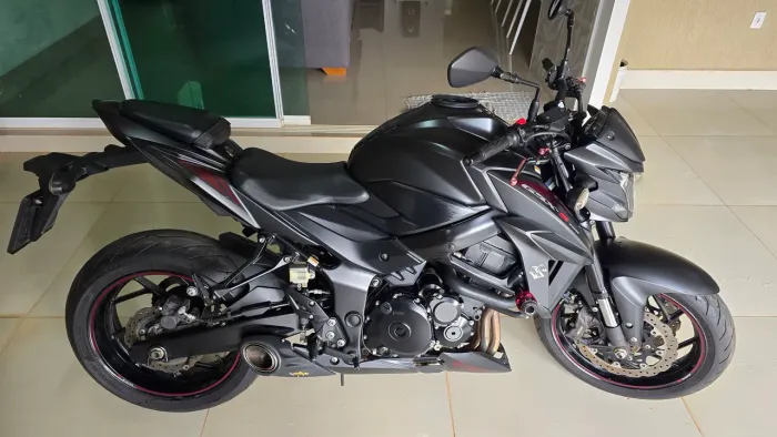 Suzuki GSX 750s 2019