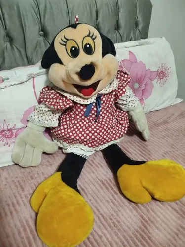 Pelúcia gigante Minie