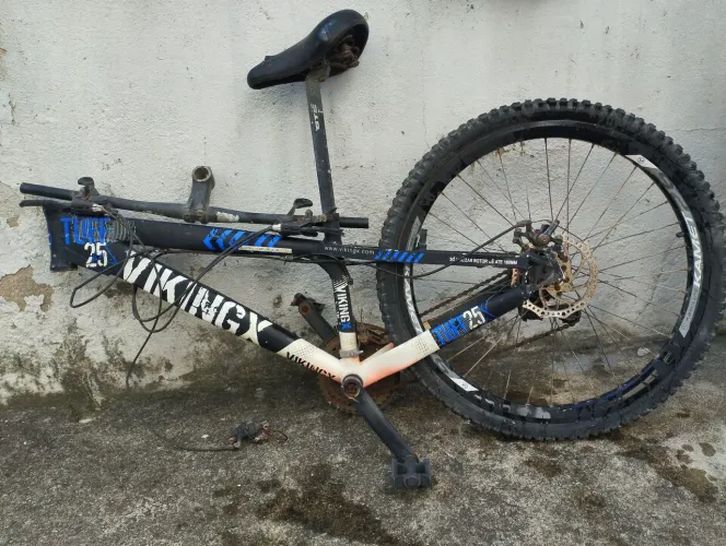 Quadro + Roda traseira | Vikingx Tuff 25