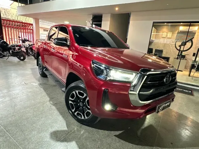 Toyota Hilux CD SRX 4X4 2.8 TDI 16V Diesel Aut. 2023