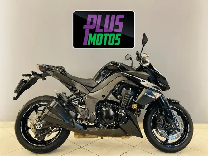 Kawasaki Z 1000 2012 Preta
