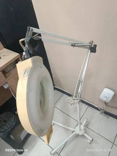 Lupa prá sobrancelha salão