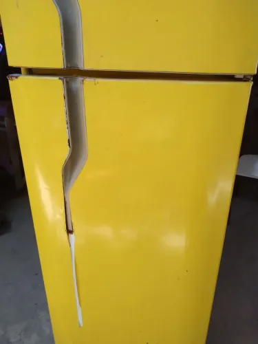 Geladeira para tirar peças!
