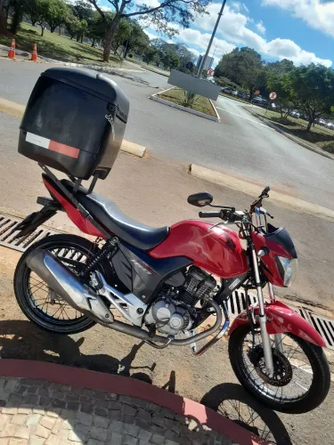 Motor feito a dois meses atrás, moto zerada.