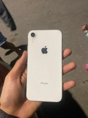 iPhone XR