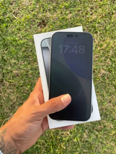 iPhone 16 pro 128 gb 90% bateria