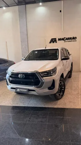 Toyota Hilux CD SRX 4X4 2.8 TDI 16V Diesel Aut. 2024