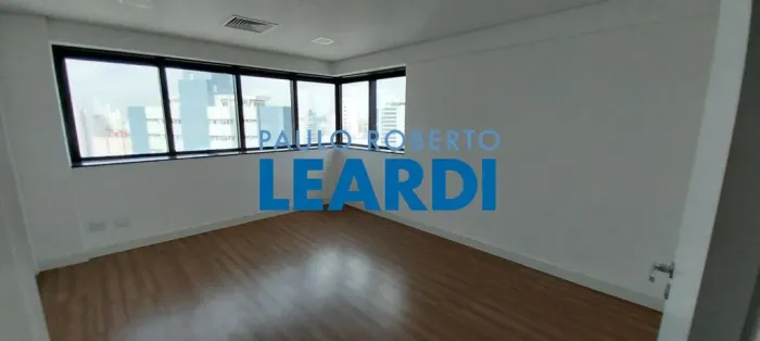 CONJ. COMERCIAL - ACLIMAÇÃO - SP