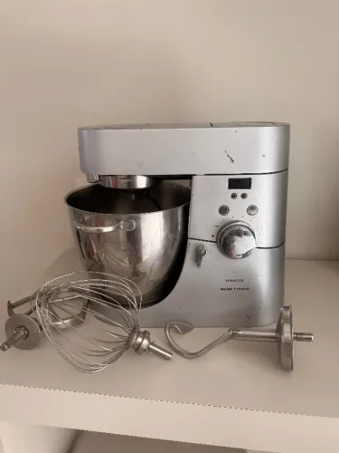 Batedeira Kenwood Major Titanium