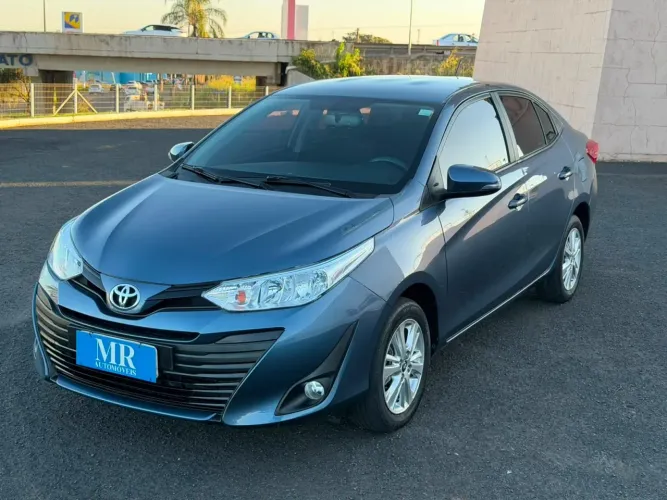 Toyota Yaris XL Sedan 1.5 Flex 16V 4P Mec. 2019