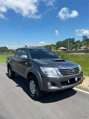 Toyota Hilux CD SRV D4-d 4X4 3.0 TDI Diesel AUT 2015