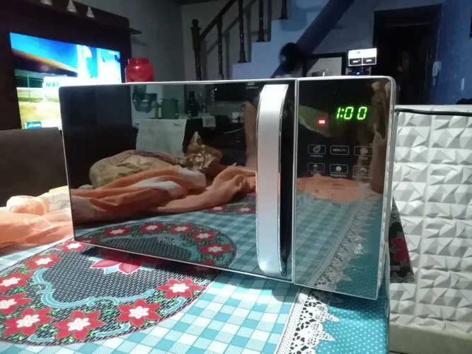 Microondas espelhado Philco 20L