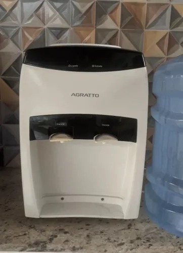 Bebedouro Eletrônico de Mesa (água gelada)