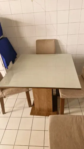 Mesa de Jantar Madesa Evelin com Tampo de Vidro + 4 Cadeiras