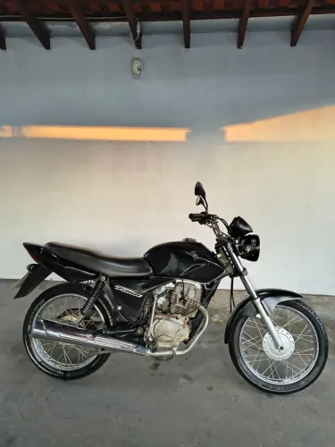 Honda Titan 150 KS 2004 - Vendo ou troco por moto mais nova e dou volta.