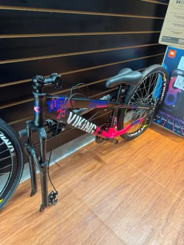 Bicicleta aro 26 Nova lacrada <br><br>