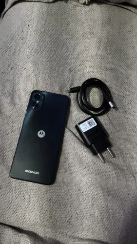 Moto E22 com carregador