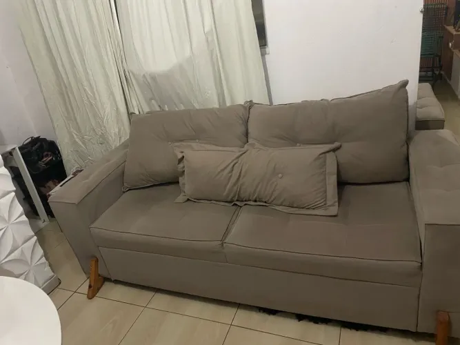 Vendo sofá de 2 metros