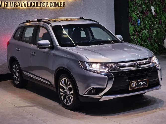 Mitsubishi Outlander 2.0 16V 160cv Aut. 2016