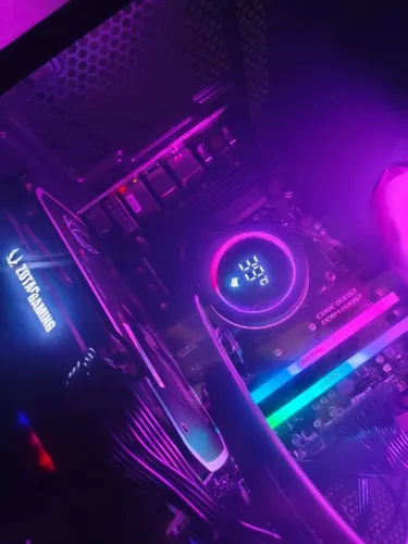 PC GAMER RYZEN 5 5600 RTX 4060