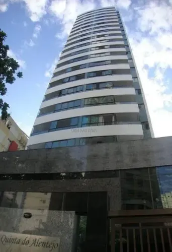 GRANDE OPORTUNIDADE! BELO APARTAMENTO 108M² 3 QUARTOS 2 SUÍTES NO CORAÇÃO DE BOA VIAGEM!