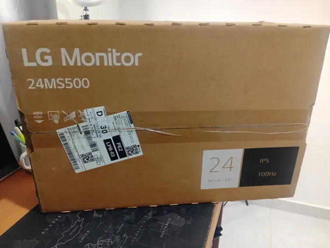 LG monitor