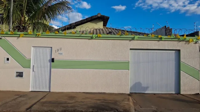 Casa 3 Quartos, Suíte e Área Gourmet - Independência - Montes Claros