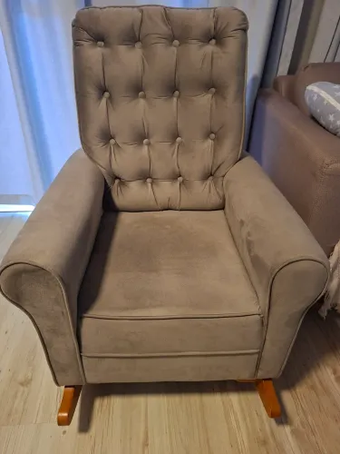 Poltrona de balanço veludo