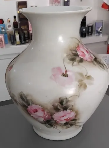 Vaso decorativo flores pintado a mão super conservado. 25altura x 21 largura x 21 prof. 