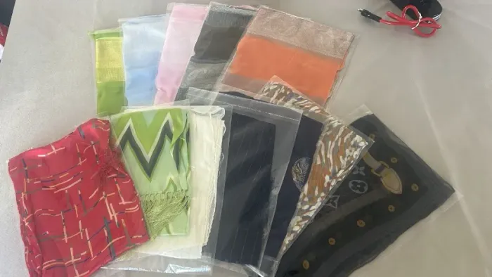 Lenço de Seda Diversas cores e estampas (Vendo unidade ou kit com desconto a partir de 2)