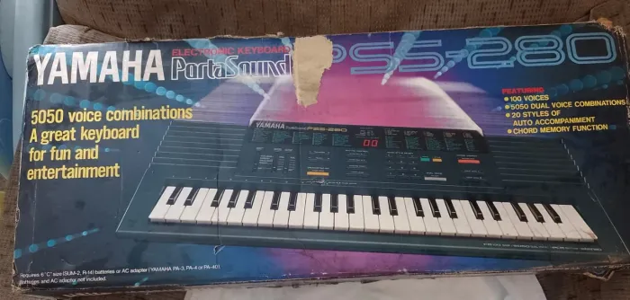 teclado Yamaha PSS 280 final dos anos 80