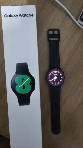 SAMSUNG WATCH 4 40mm