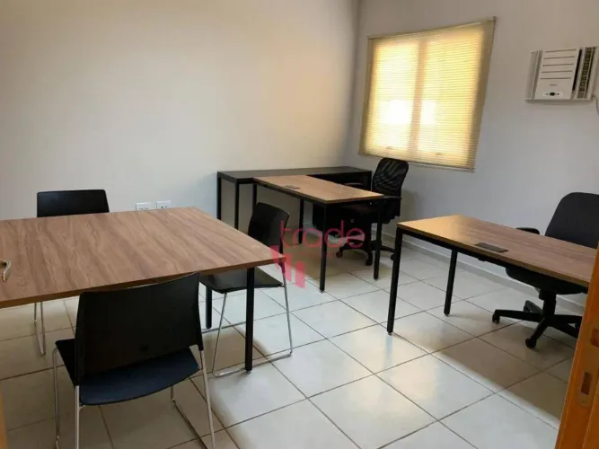 Sala Comercial Mobiliada para Locação no Bairro Nova Ribeirânia em Ribeirão Preto com Ar-c
