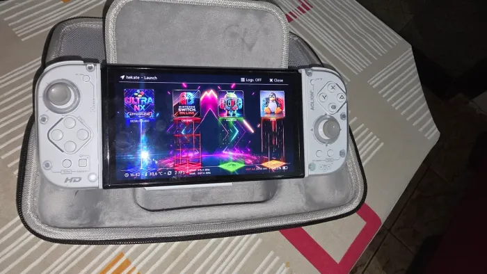 Nintendo Switch OLED Desbloqueado + 256 GB de Jogos + Acessórios