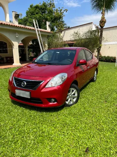 Nissan Versa SL 1.6 16V Flex Fuel 4P Mec. 2012