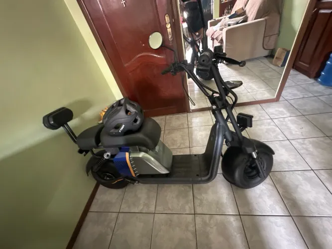 Scooter Elétrica Seminova pouco uso