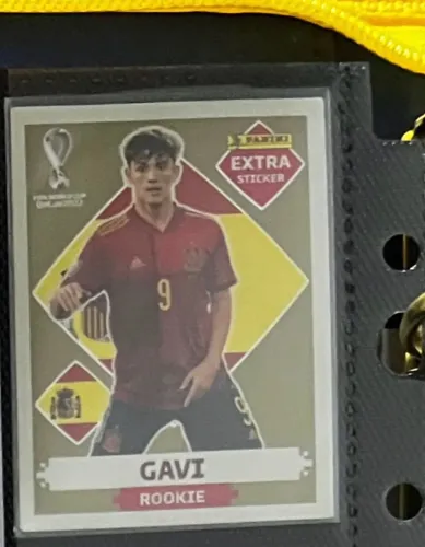 Figurinha legend GAVI ouro