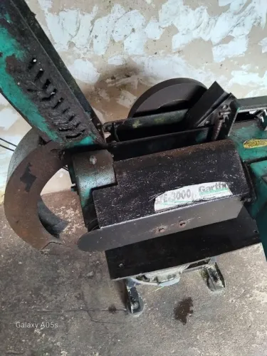 Ensiladeira/Picadeira marca Garthen, modelo GTE-3000,