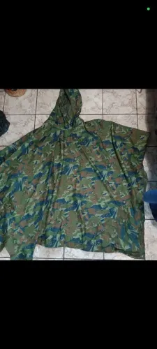 Vendo japona capa de chuva 
