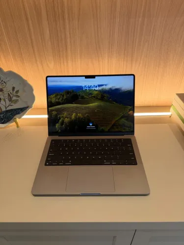 MacBook Pro M3 14? | 8GB RAM | 512GB SSD | Excelente Estado