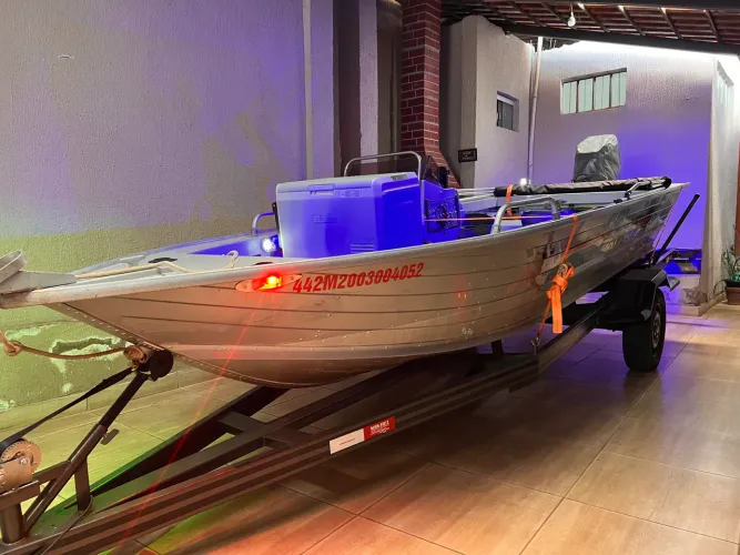 Lancha Fluvimar 5 metros com motor Yamaha 50HP 