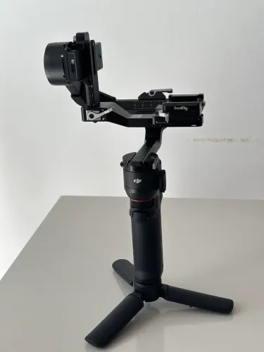 Vendo Gimbal Dji RS3 mini 