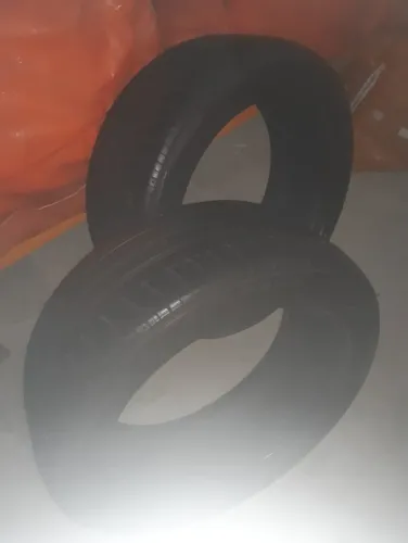 Pneus 215/50 R17 (Usados)